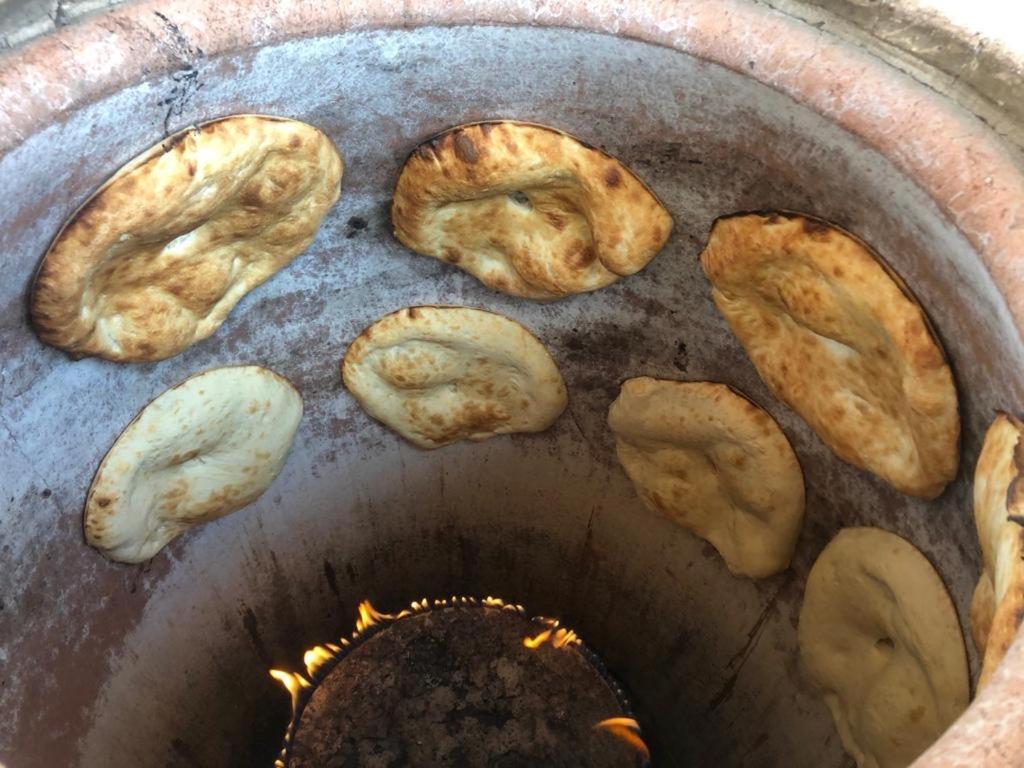 Hotel Ashot Erkat Sevan Exteriör bild